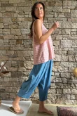  Benji Linen Panel Wave Vest Wild Rose - 
